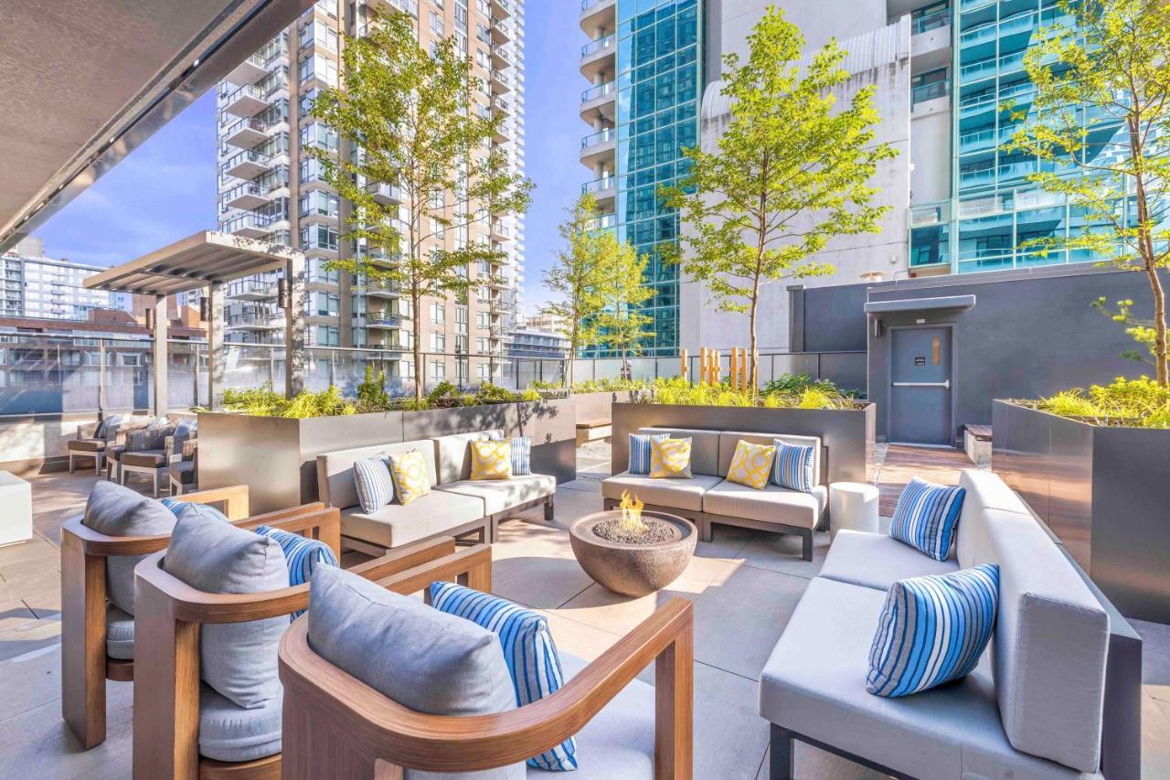 Level Downtown - Howe Hotel Vancouver Exterior foto